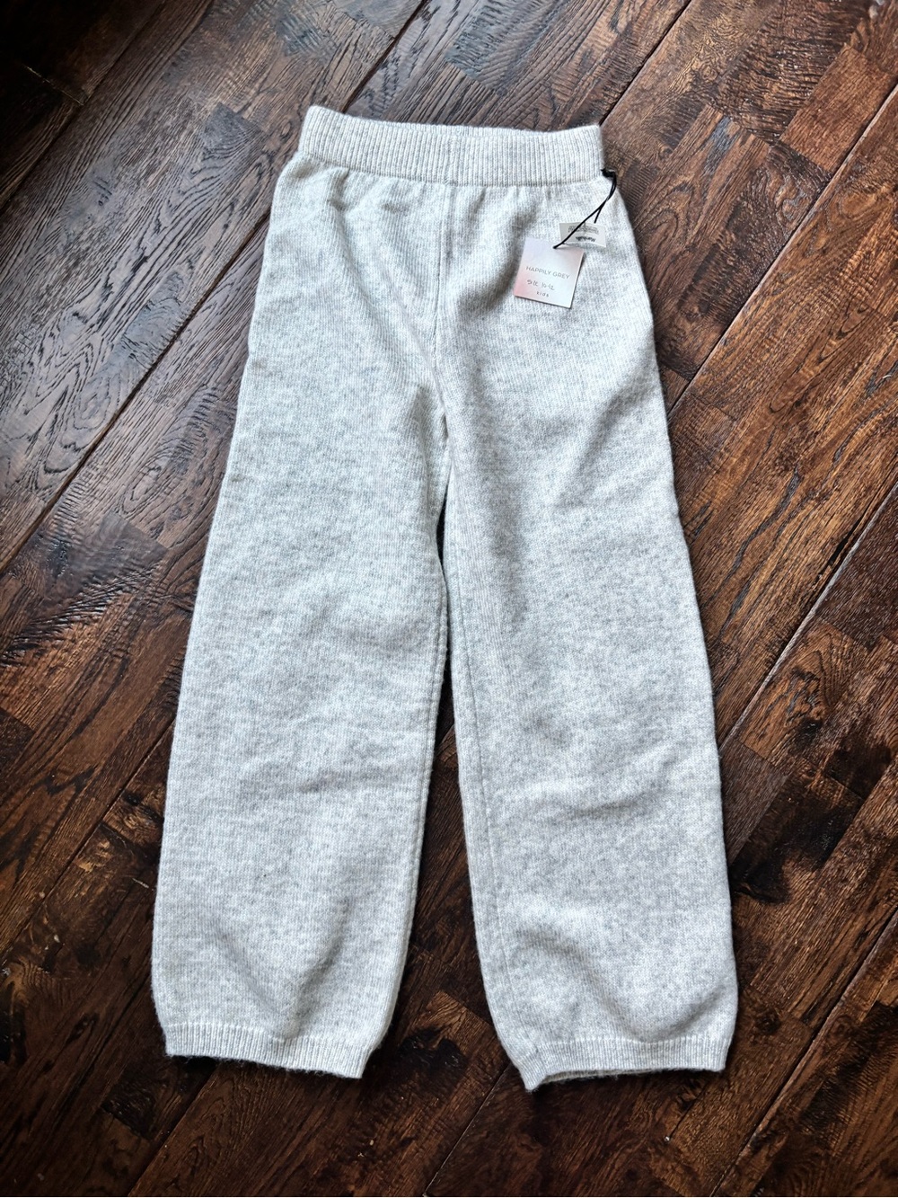 H & G kids sweater pants size 10-12 large NWT